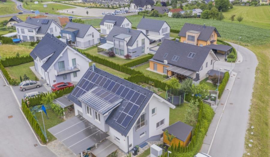 Maisons équipées de panneaux photovoltaïques